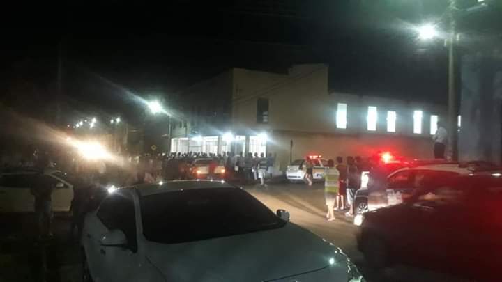 Após matar ex-namorada, homem invade igreja e atira em fiéis, em Minas Gerais 