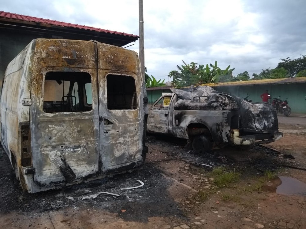 Sete pessoas são denunciadas por atacar e incendiar hospital e UBS no Amazonas