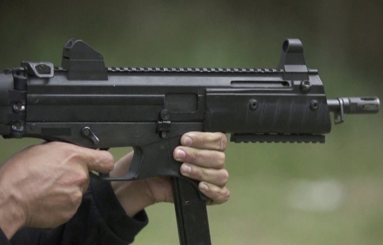 Governo volta atrás e publica decreto sobre armas; civis não podem adquirir fuzis