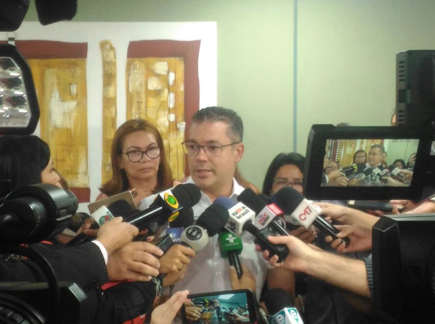 Greve de professores pode chegar ao fim no Amazonas após reunião na ALEAM