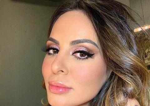 Alinne Rosa ousa ao posar foto de nu frontal 