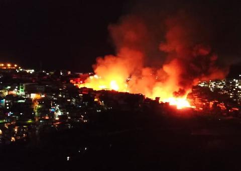 Laudo aponta motivo do incêndio que deixou 2 mil desabrigados no Educandos em 2018