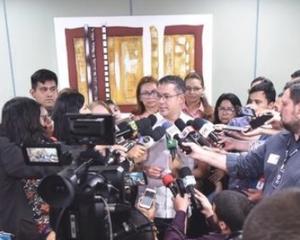 A greve perto do fim, mas quem está resolvendo a 'bronca' não é o governador