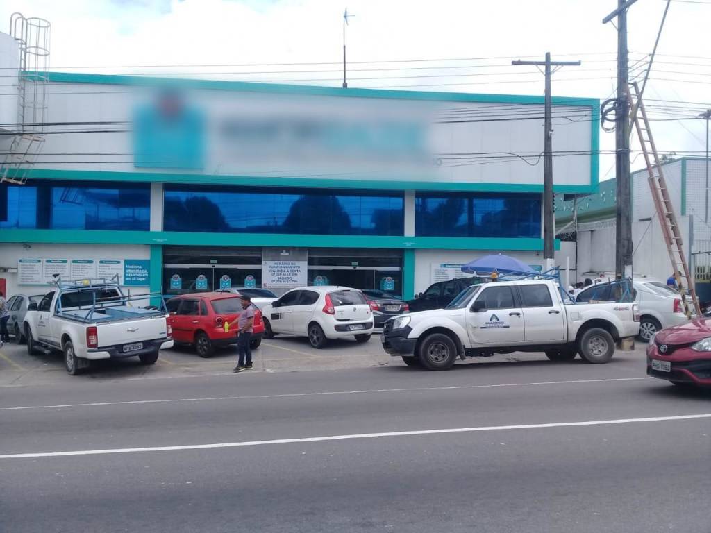 Amazonas Energia realiza operação e flagra irregularidade em clínica médica