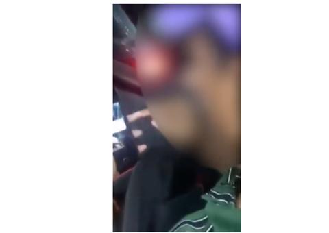 Vídeo mostra homem sendo agredido em ônibus após fotografar partes íntimas de passageiras em Manaus 