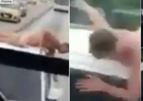 Homem fica pelado no teto de carro após esposa descobrir traição 