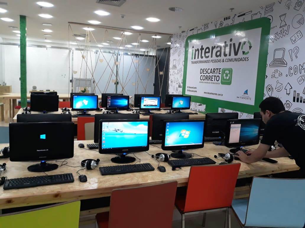 Shopping em Manaus cria espaço interativo para receber lixo eletrônico