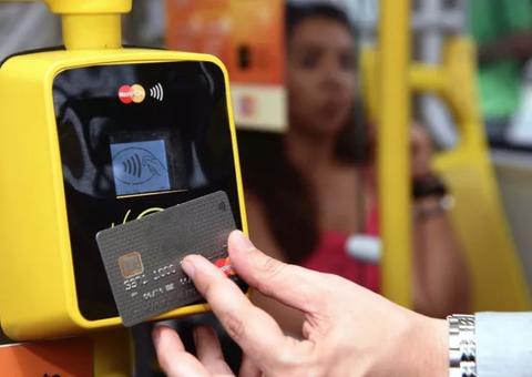 Tarifa de ônibus em Manaus poderá ser paga com cartões de crédito e débito 