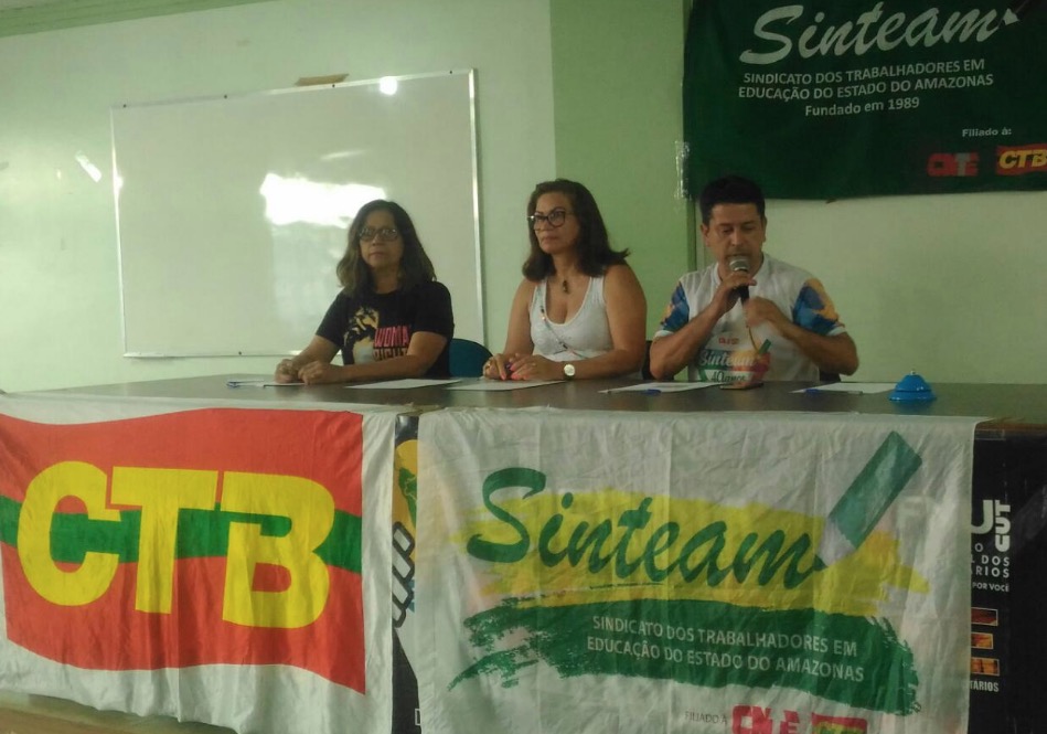 Em assembleia, Sinteam decide pelo fim da greve dos professores no Amazonas