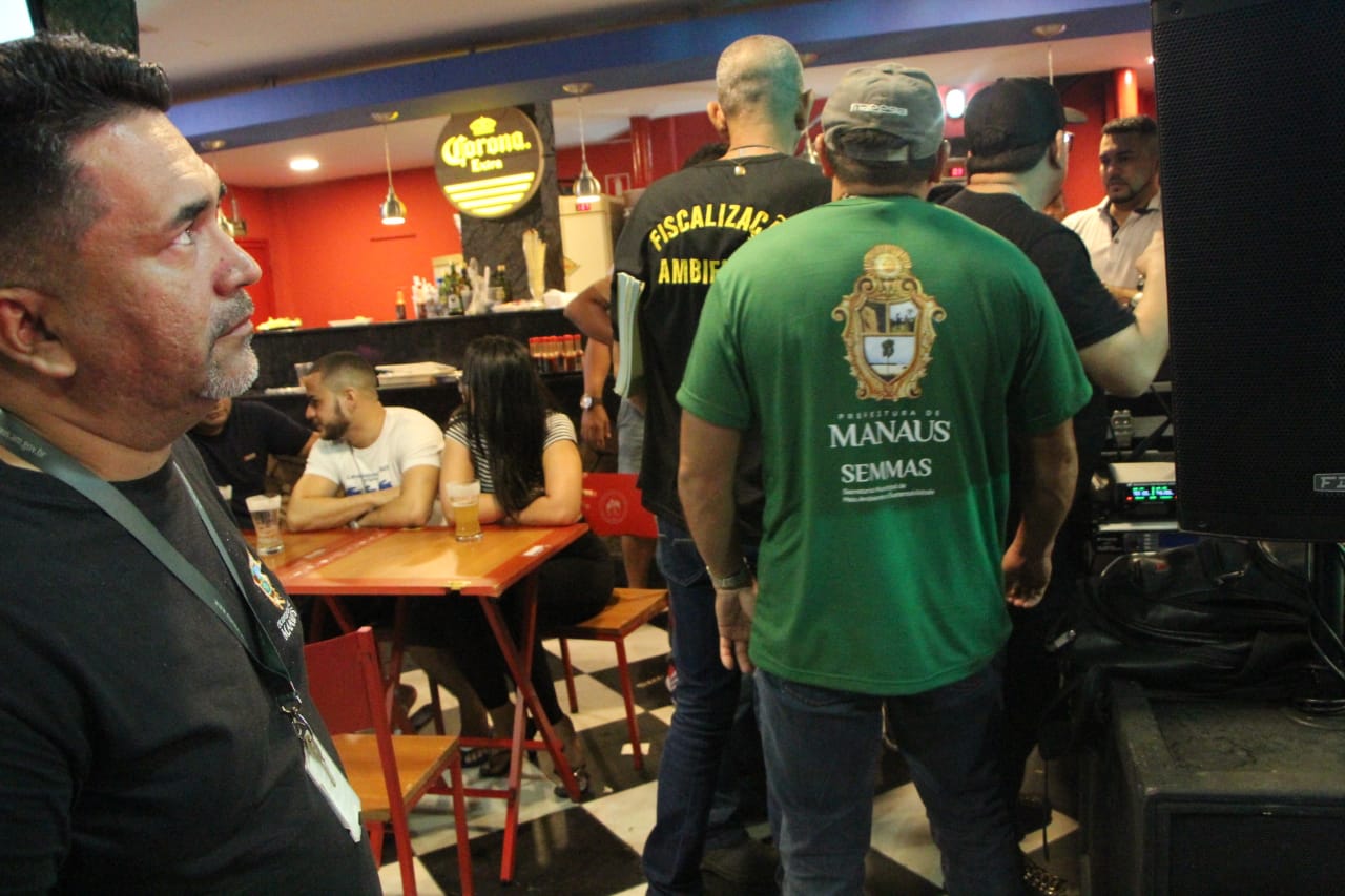 Fiscalização vai à praça do Eldorado e multa bar em R$ 25 mil   
