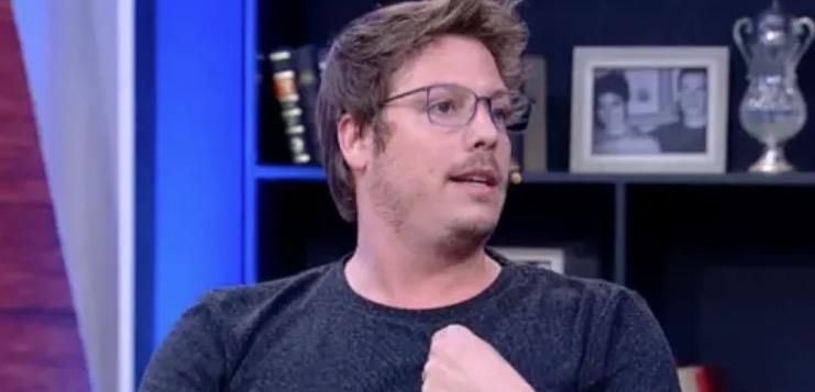 'Na cabeça dos caras ser machista é passar a mão na bunda', diz Fabio Porchat