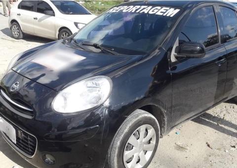 Em cobertura de chacina no Compaj equipe da imprensa tem carro arrombado