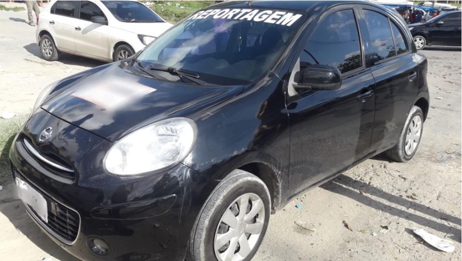 Em cobertura de chacina no Compaj equipe da imprensa tem carro arrombado