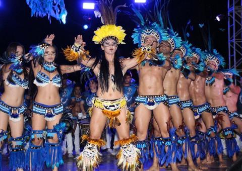 Bar do Boi recebe três mil e torcedores em noite de ritos e lendas no Sambódromo