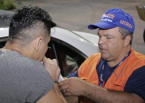 Em Manaus, 69 motoristas são flagrados dirigindo embriagados e 298 multados 