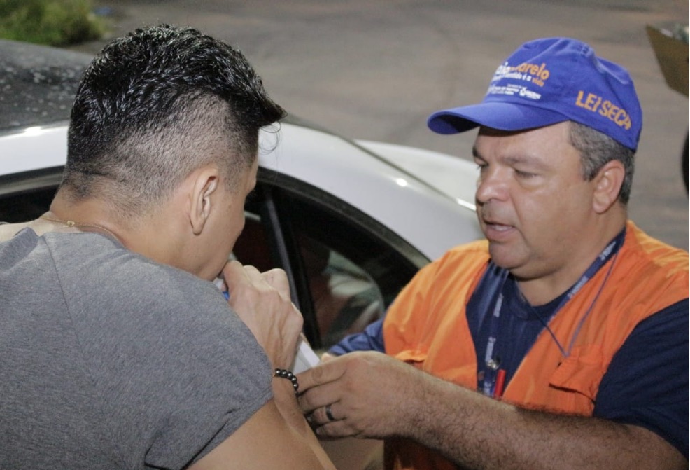 Em Manaus, 69 motoristas são flagrados dirigindo embriagados e 298 multados 