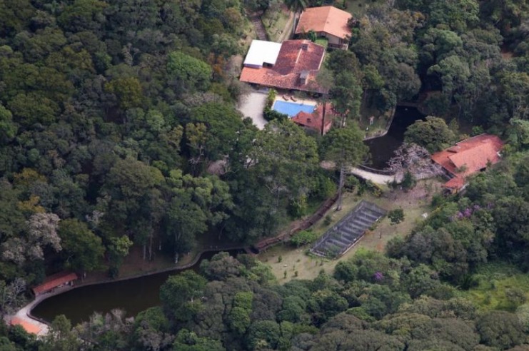 MPF dá aval para venda do sítio de Atibaia, ligado à condenação de Lula
