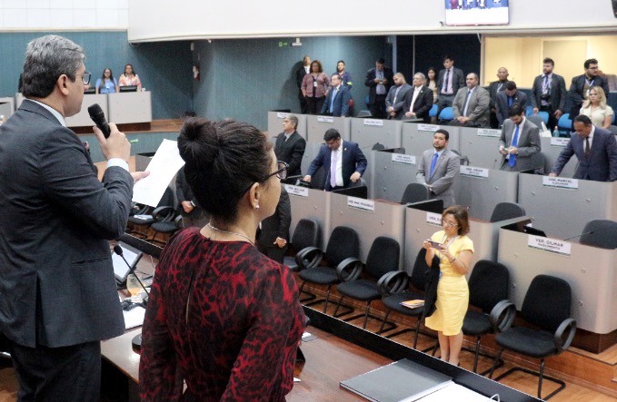 Projeto com reajuste salarial de 6% a servidores da Semsa começa a tramitar na CMM