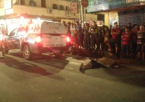 Suspeito de roubo é perseguido e morto a tiros em rua de Manaus
