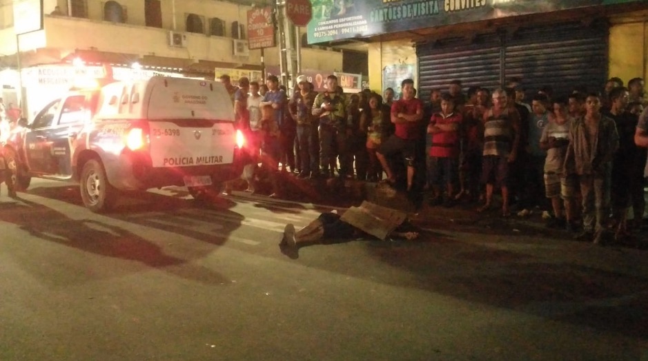 Suspeito de roubo é perseguido e morto a tiros em rua de Manaus