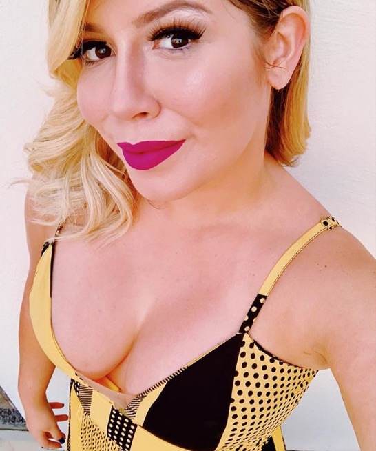 Marília Mendonça engata namoro com cantor