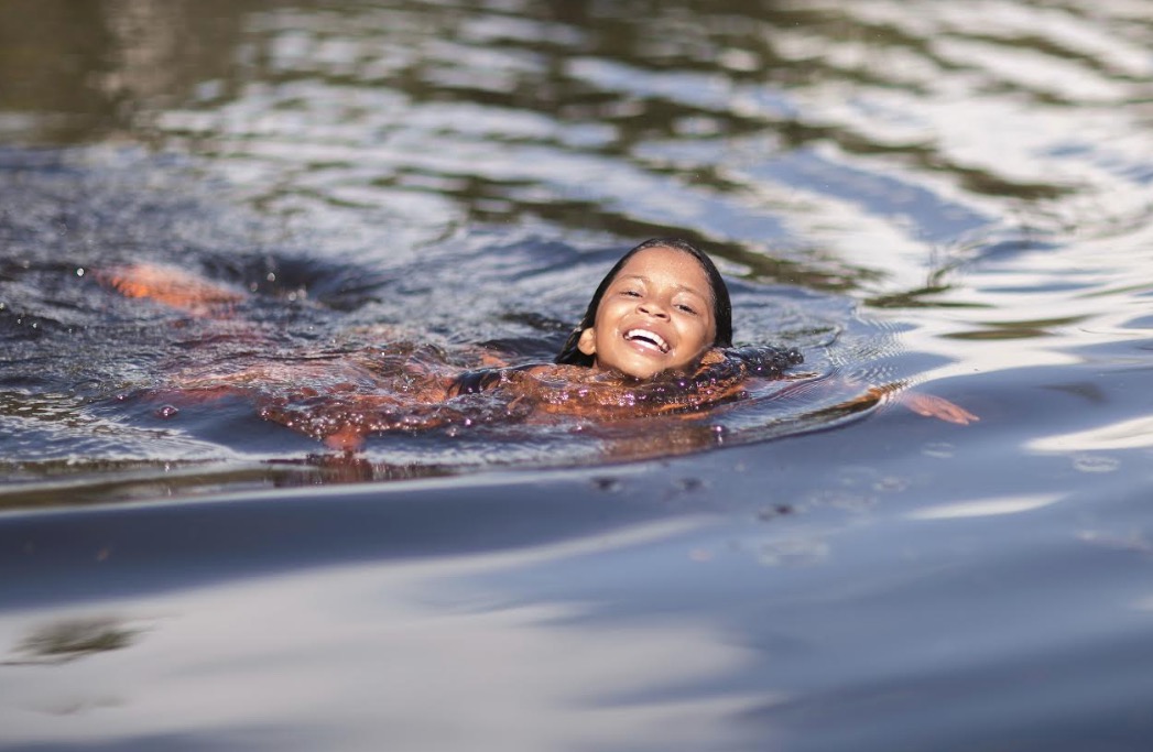 Documentário ‘O Rio Negro São as Pessoas’ estreia no Teatro Amazonas