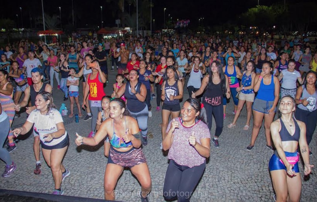 Faixa Liberada da Ponta Negra tem aulão gratuito de dança, funcional e corrida 