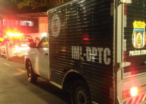 Jovem é morto a tiros dentro de lanchonete da família em Manaus