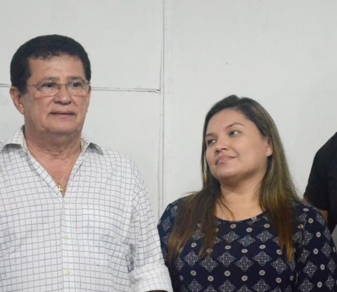 Joana Darc é indicada a líder do governo na Aleam, mas partido dela nega apoio 