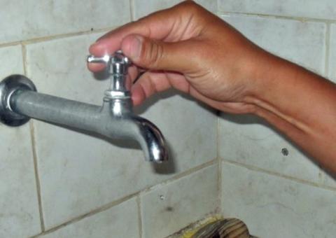 Em Manaus, sete bairros ficam sem água após obra atingir tubulações 