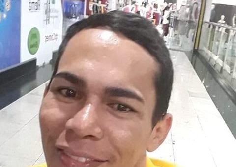 Trabalhador saí de serviço em supermercado a caminho de casa e desaparece em Manaus