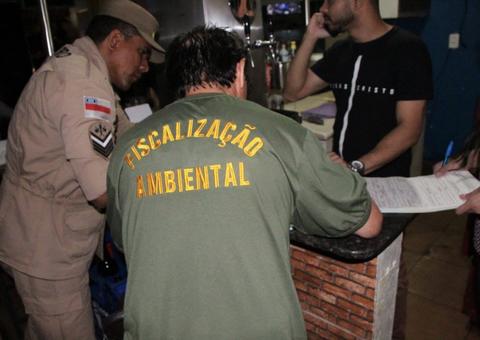 Bar no Vieiralves é flagrado fornecendo salsichas vencidas há quatro meses 