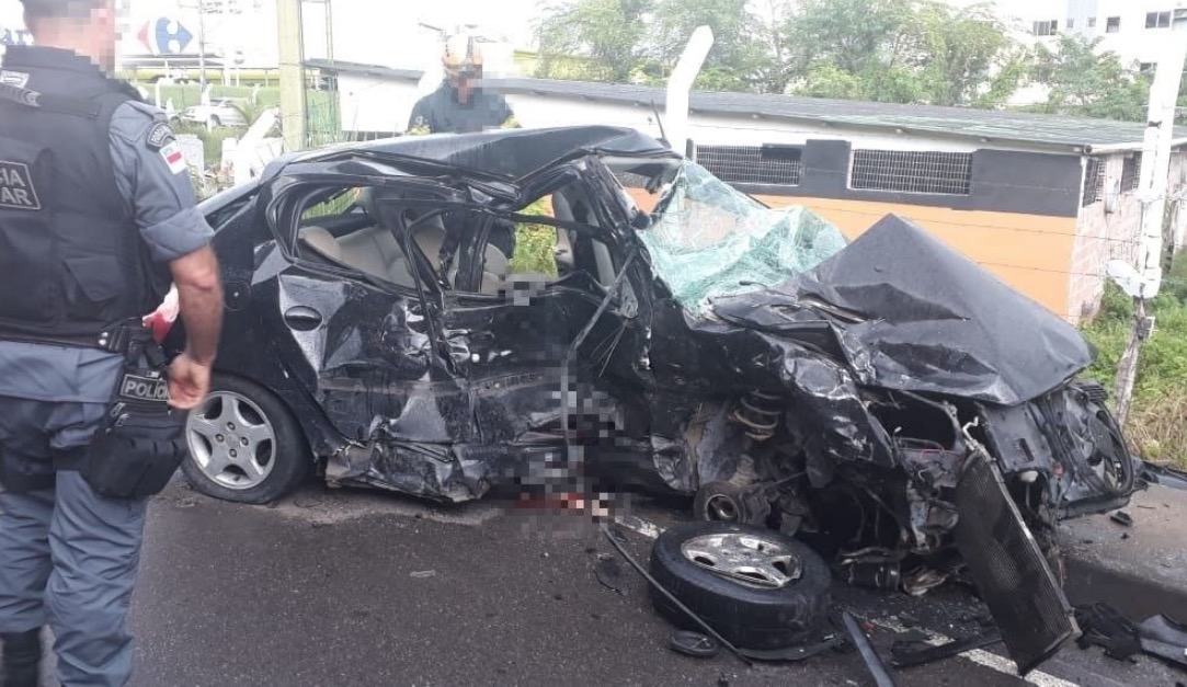Mulher morre em grave acidente de trânsito em Manaus