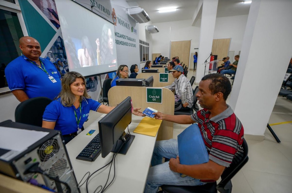 Sine Manaus seleciona candidatos para 46 vagas de emprego nesta segunda-feira