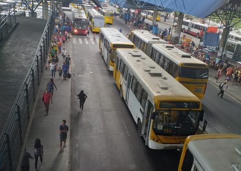 Rodoviários paralisam atividades em terminais de Manaus