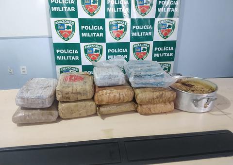 Polícia apreende 10 tabletes de maconha em embarcação no Porto de Manaus