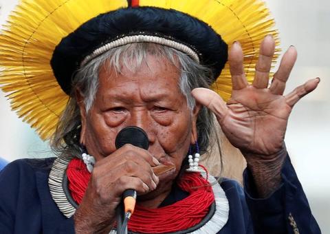 Bolsonaro ameaça acabar com o povo indígena, diz líder Raoni