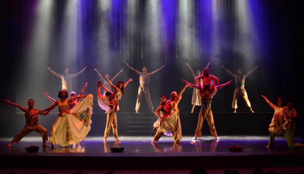 Corpos Artísticos apresentam espetáculos no Teatro Amazonas