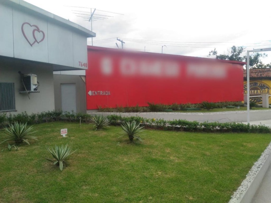 Idoso morre após entrar em motel de Manaus