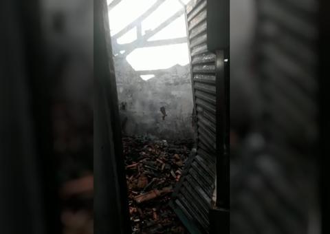 Homem furta animais e coloca fogo em casa de namorado após discussão 