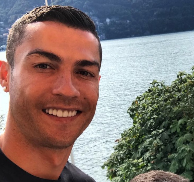 Mulher que acusou Cristiano Ronaldo de estupro retira denúncia
