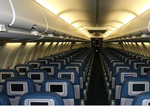 Gol, Latam e Azul são multadas por cobrança antecipada de assentos