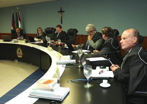 Prefeito deve restituir mais R$ 800 mil aos cofres do Amazonas