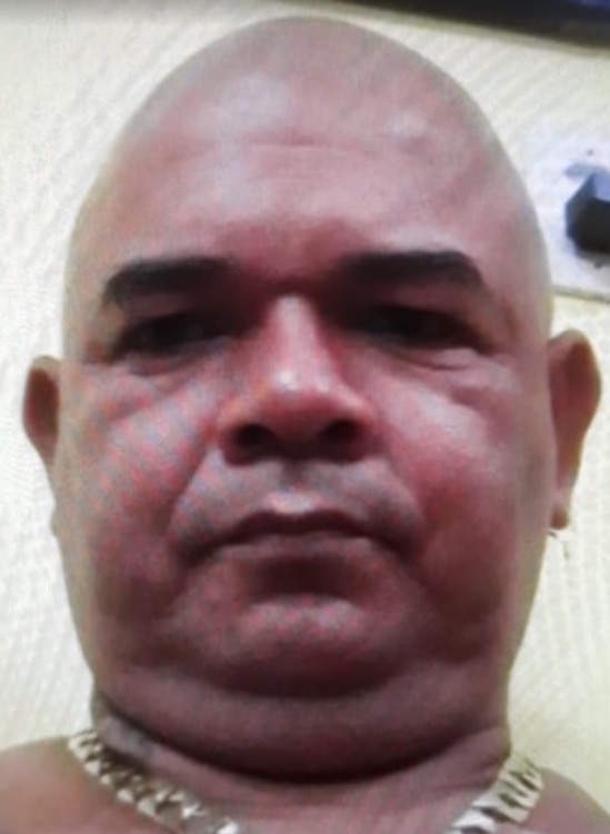 Cabeleireiro sai de casa para atender cliente e desaparece em Manaus