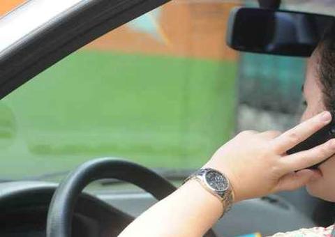 Guarda multa motorista por 'excesso de beleza'