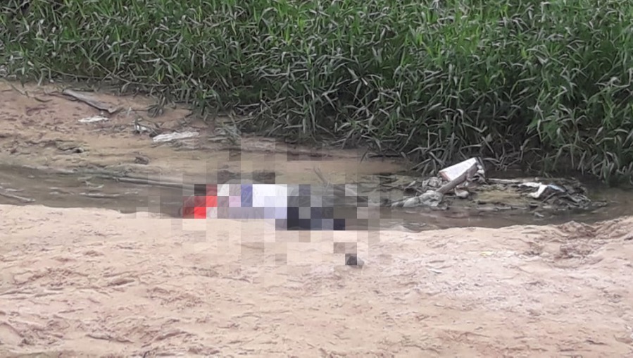 Homem é encontrado morto com mãos amarradas e tiro na cabeça em igarapé de Manaus 