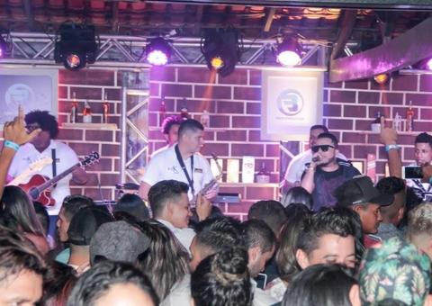 Gargalo se transforma no 'Bar do Maykinho' nesta sexta 