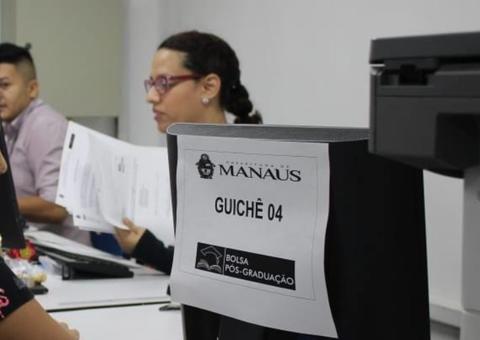 Bolsa Pós-Graduação divulga lista da 3ª chamada e convoca 2 mil para entrega de documentos