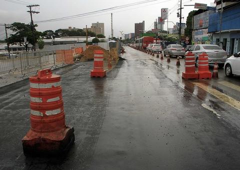 Trânsito será alterado novamente em obras na Constantino Nery nesta sexta