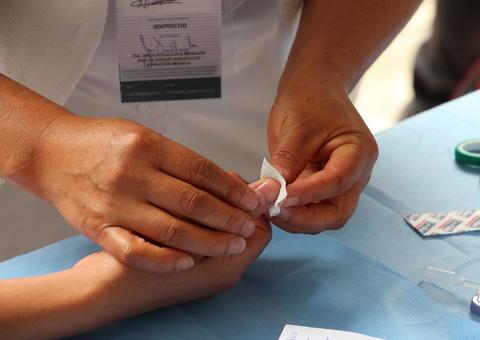  Enfermeiro é condenado à prisão perpétua por matar mais de 80 pacientes 